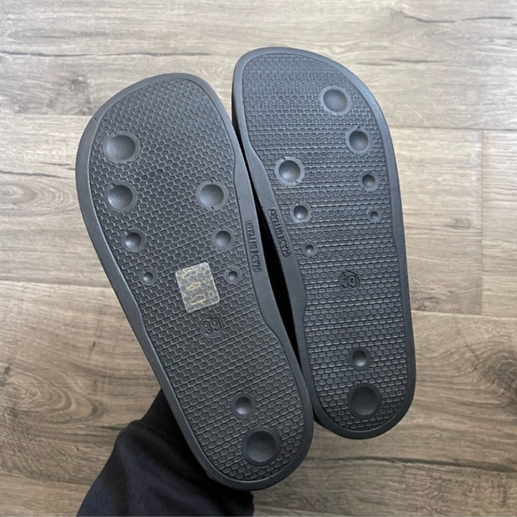 Fear of God Essentials Black Slides Sandals size 39 Adult Unisex 7 men / 9 women - Picture 6 of 6
